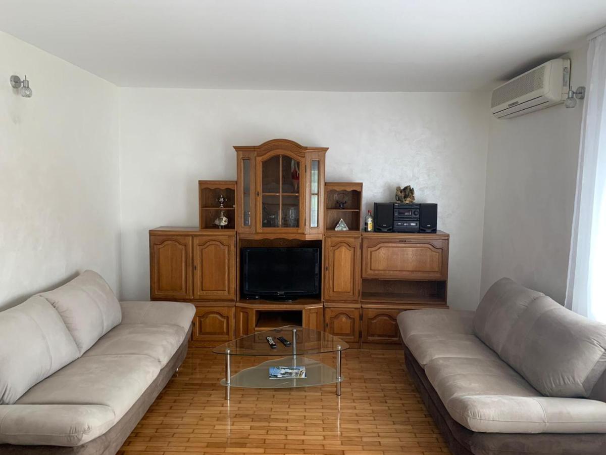 Apartman Visic 1692 Каштела Экстерьер фото