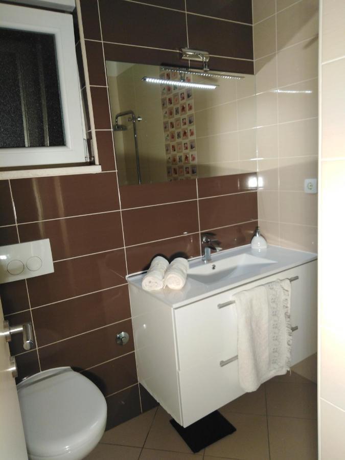 Apartman Visic 1692 Каштела Экстерьер фото