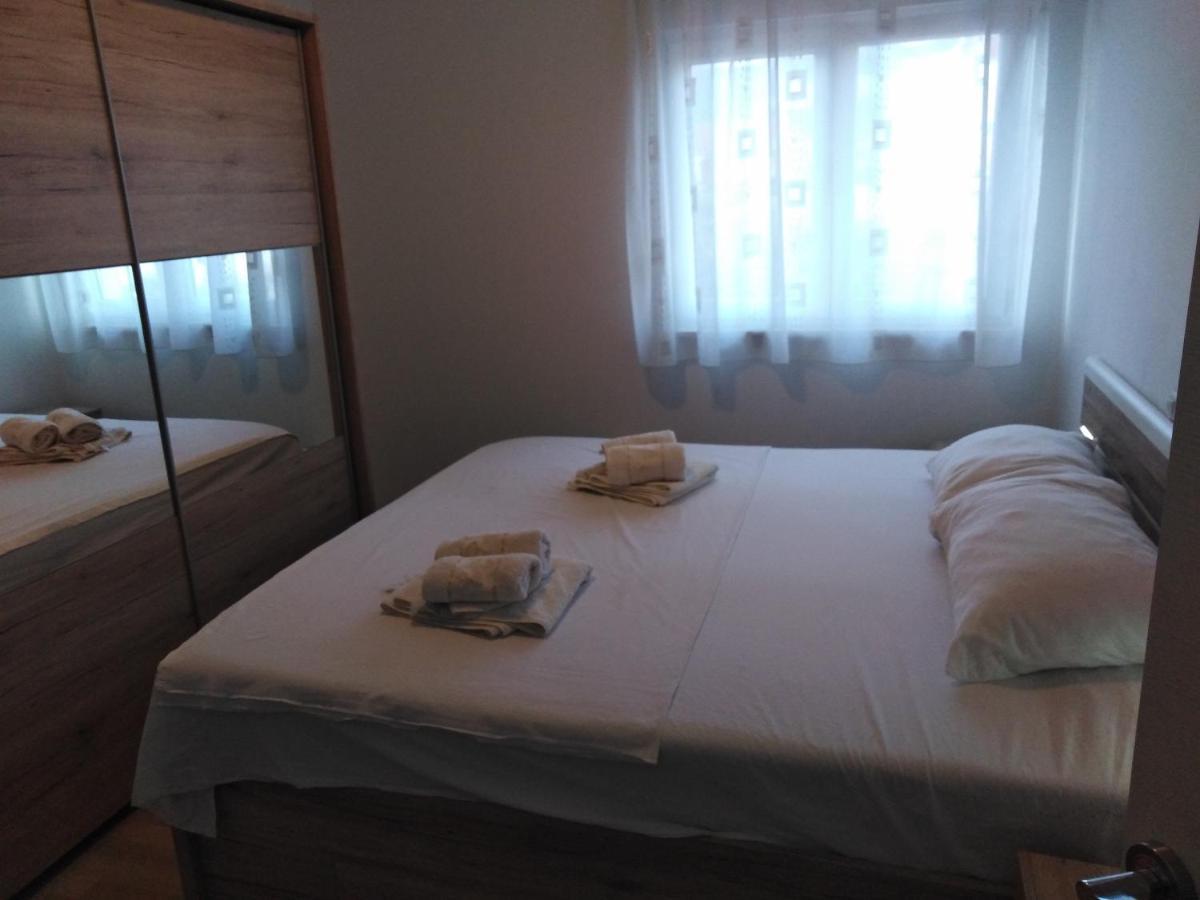 Apartman Visic 1692 Каштела Экстерьер фото